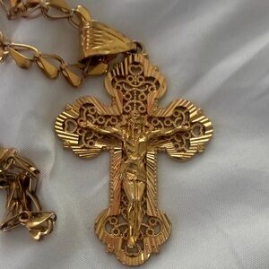 Gold-Tone Crucifix Pendant Necklace - Elegant Women's Religious Jewelry